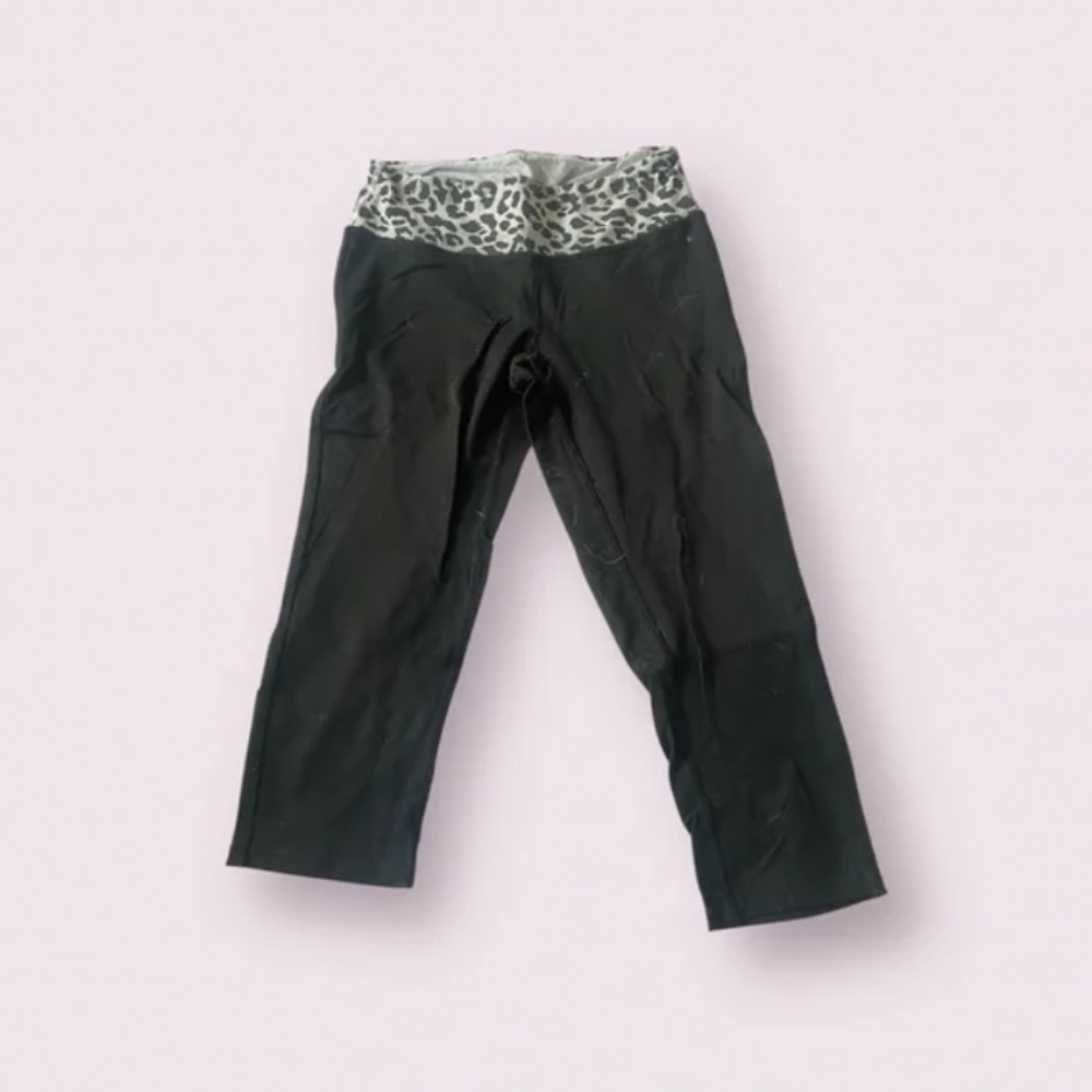 Leopard Print Cropped Leggings